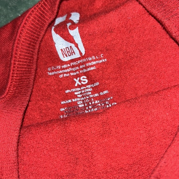 Sweatshirt 🖤 - Picture 2 of 3